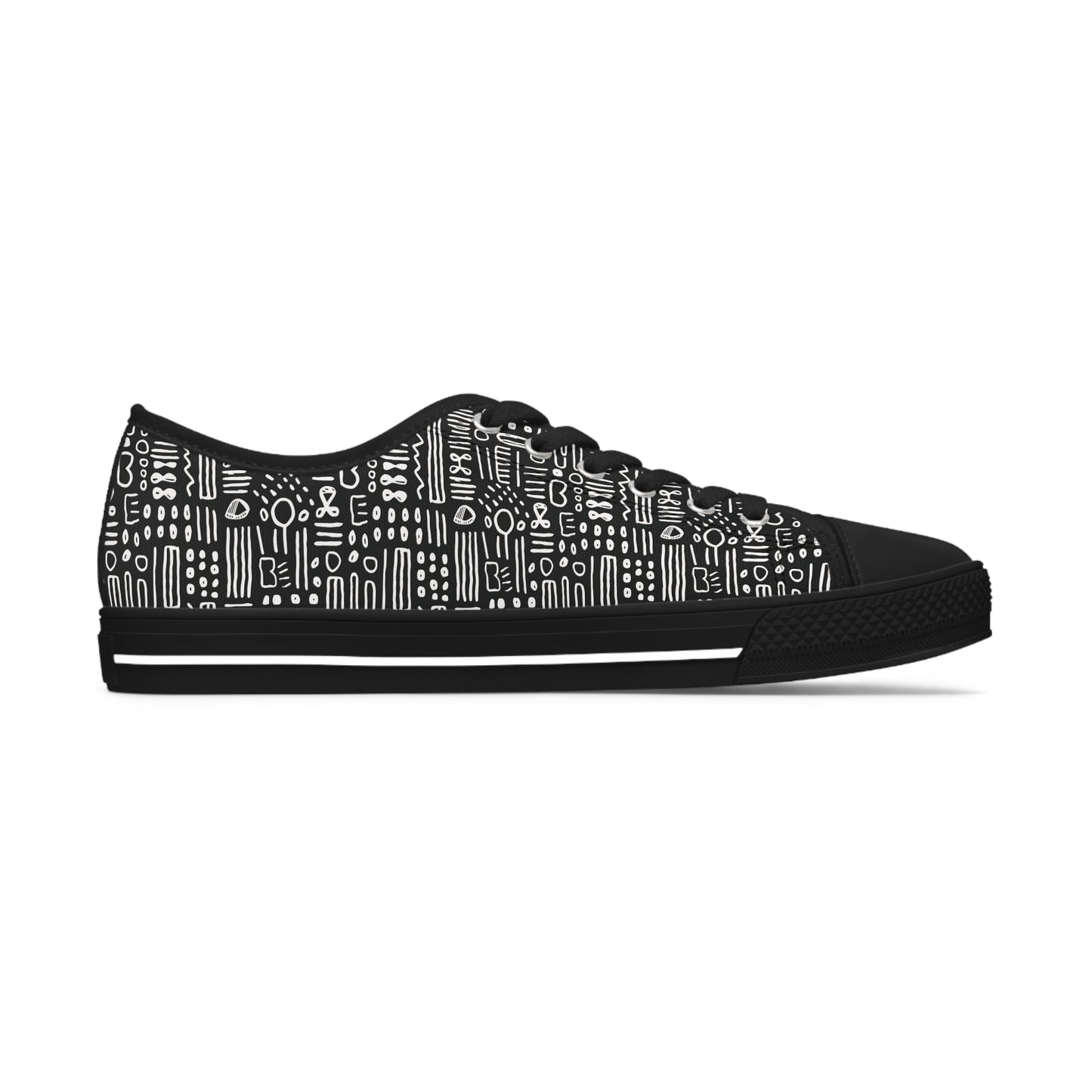 Black & White African Mud Cloth Print Women's Low Top Tennis Shoes, Abstract Print Women's Fashionable Low Top Sneakers