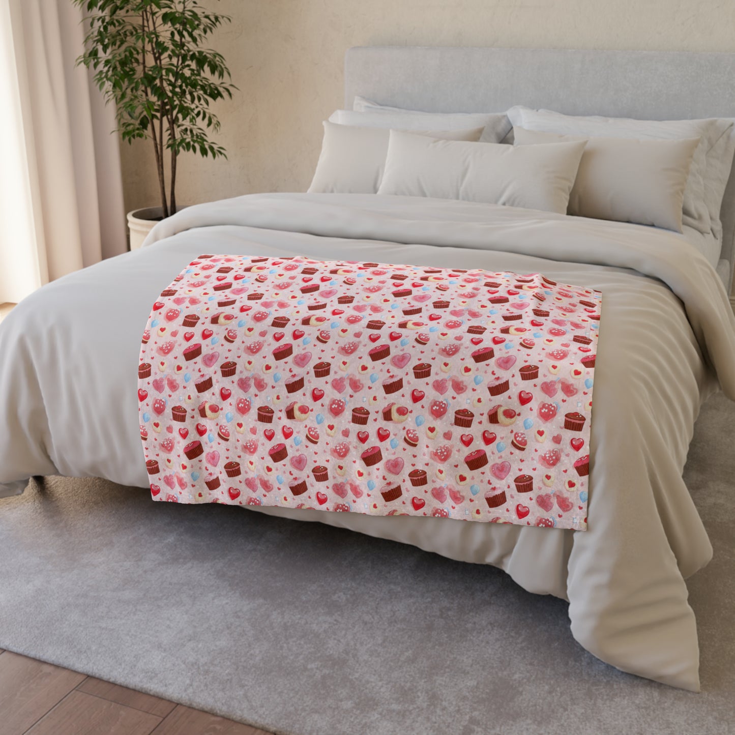 Valentine's Day Throw Cover, Heart-Shaped Chocolates Bedroom Decor