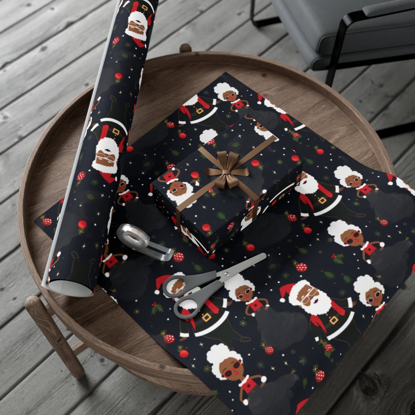 Black Santa & Mrs. Claus Christmas Wrapping Paper