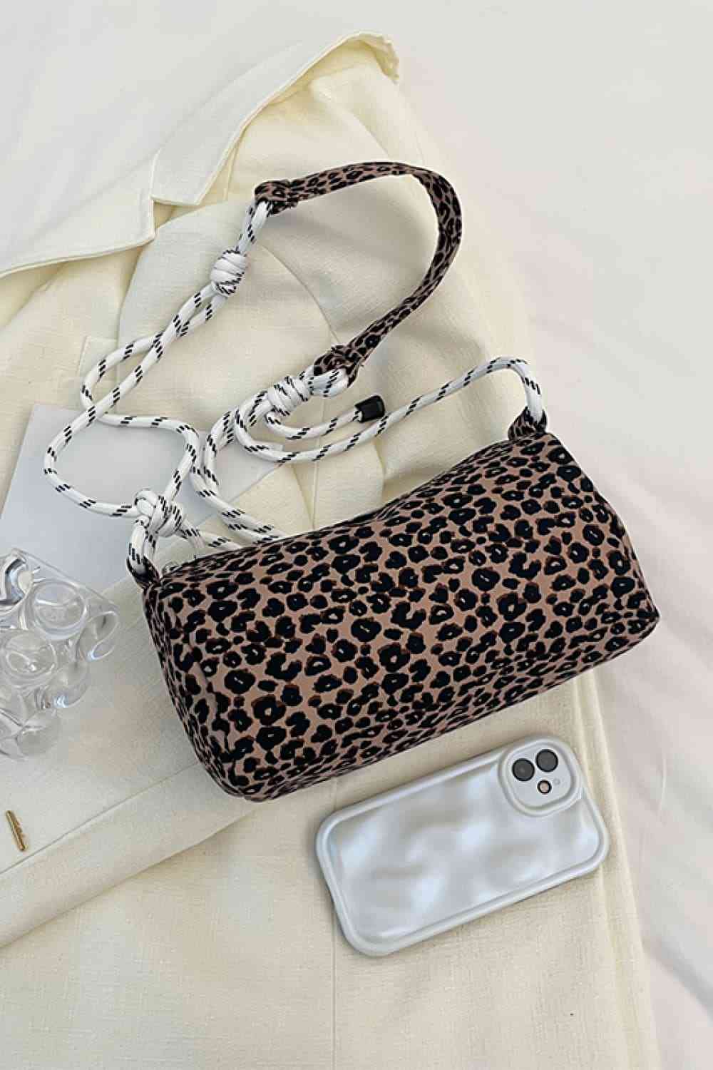 Animal Print Nylon Handbag - Durable Medium-Sized Shoulder Bag for Everyday Elegance