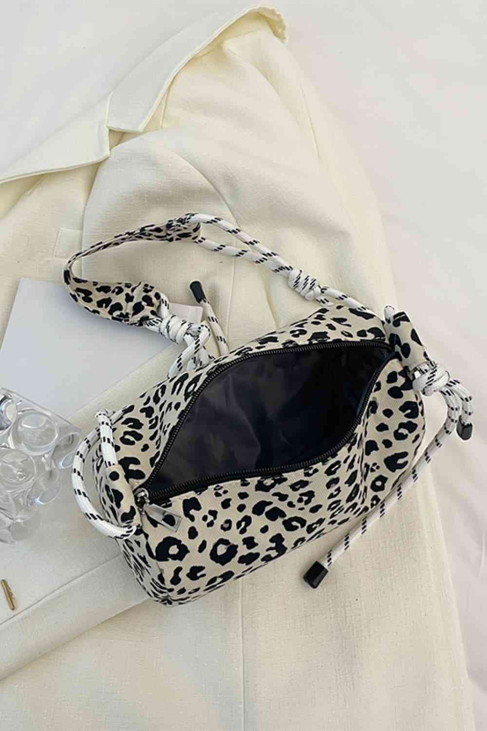 Animal Print Nylon Handbag - Durable Medium-Sized Shoulder Bag for Everyday Elegance