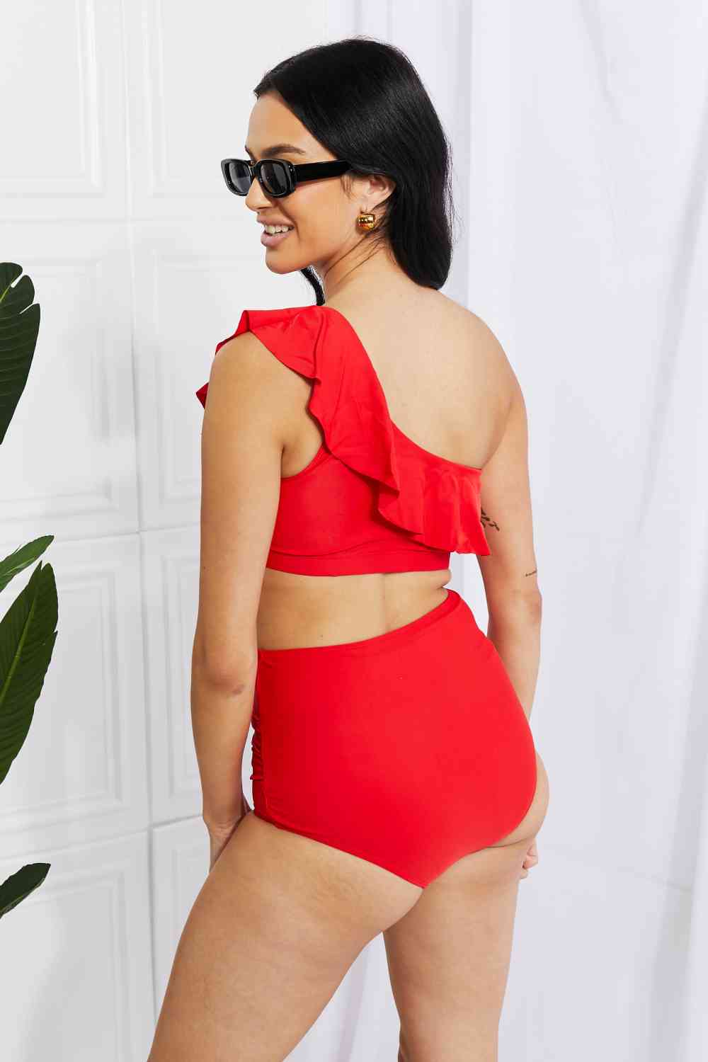 Asymmetrical Ruffle Top and High-Waisted Bikini Set - Solid Color Swimwear with Removable Pads